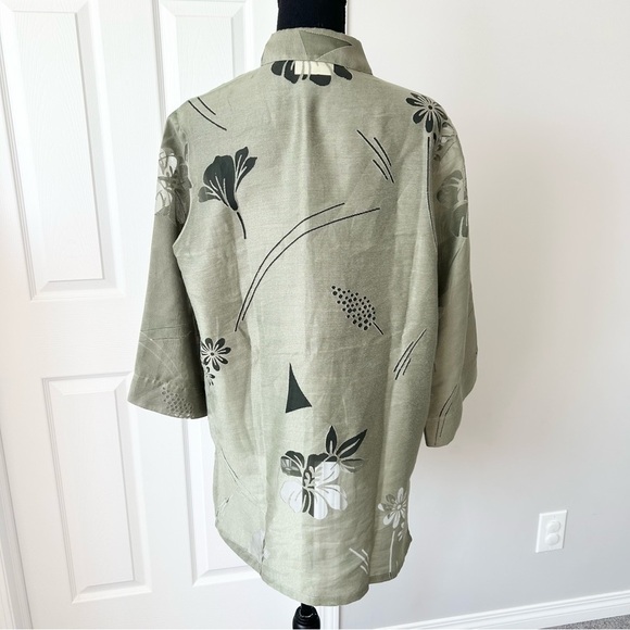 Vintage Banana Bay Resortwear Sheer Floral Pattern Button  Down Shirt - Picture 3 of 15